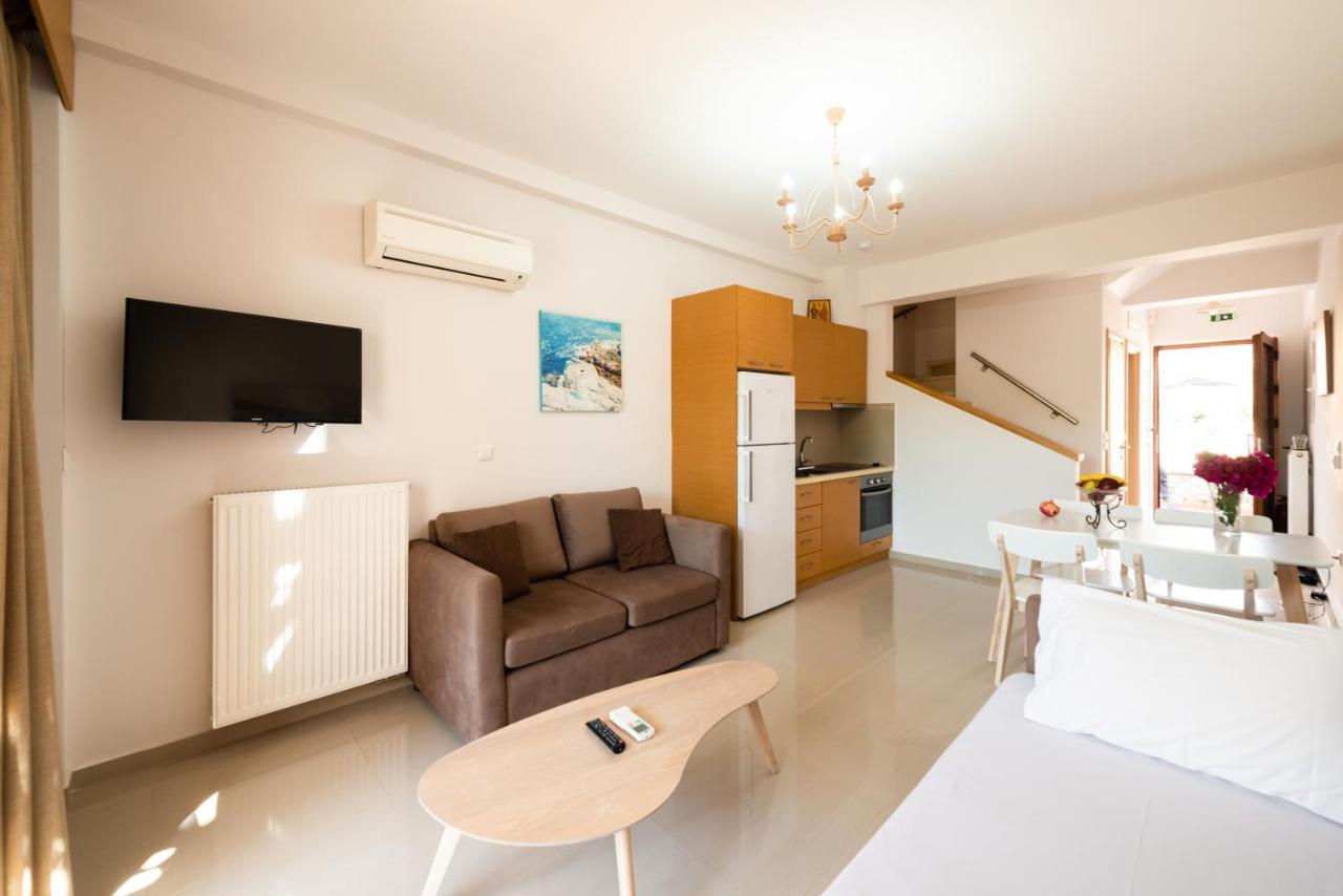 Mani Houses Selinitsa Art Koloveas Agios Nikolaos  Buitenkant foto